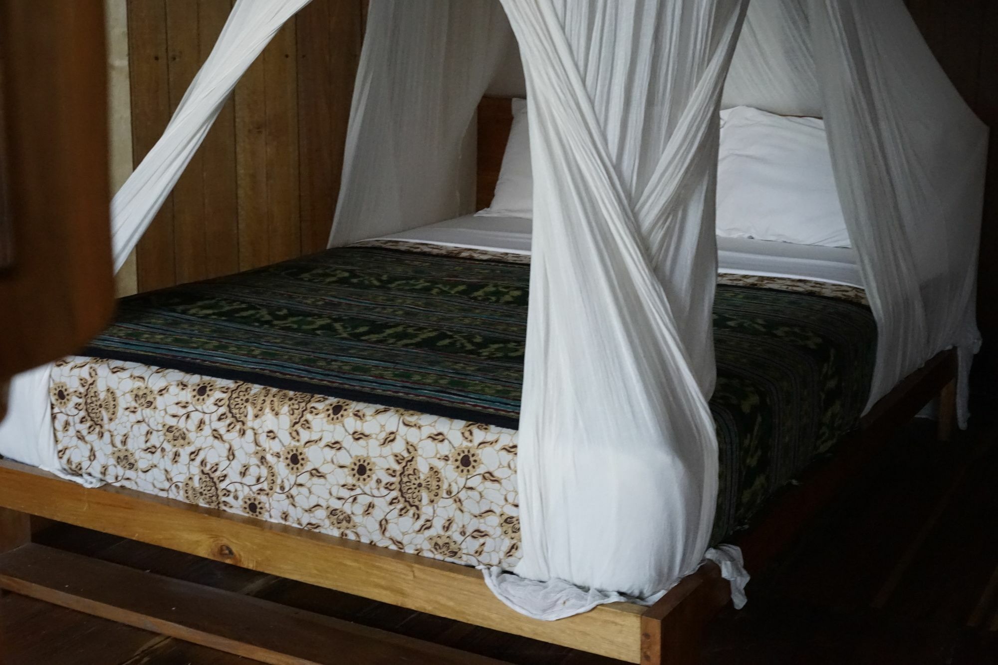 Waecicu Eden Beach Hotel Лабуан Баджо Екстериор снимка